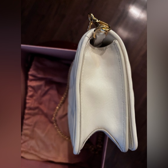 Matelasse Delice Miu Logo Bag White - Picture 4 of 11